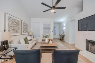 Photo #5: 6653041 Listing