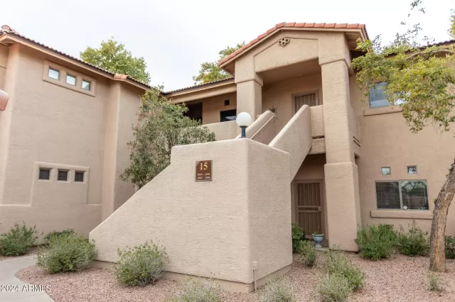 MLS: 6653153 Condo For Sale