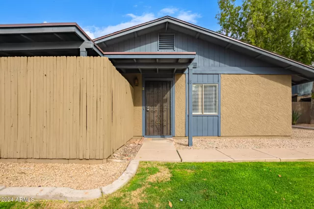 MLS: 6653314 Condo For Sale