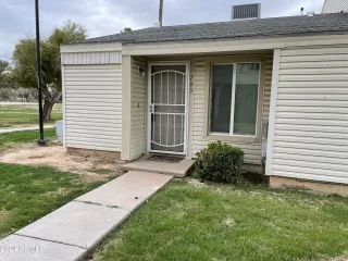 Photo #3: 6653498 Listing