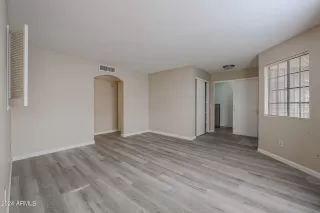 Photo #2: 6653833 Listing