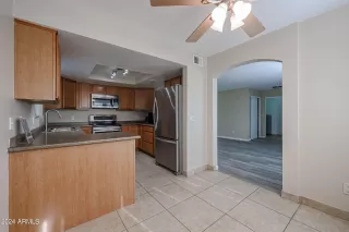 Photo #3: 6653833 Listing