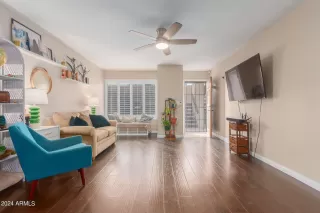 Photo #2: 6654402 Listing 