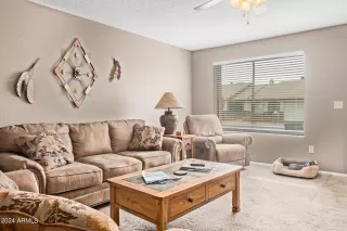 Photo #4: 6654487 Listing 