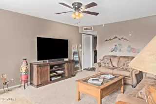 Photo #6: 6654487 Listing 