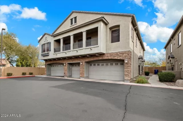 MLS: 6654562 Condo For Sale