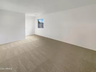 Photo #4: 6654668 Listing