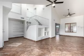 Photo #3: 6654705 Listing