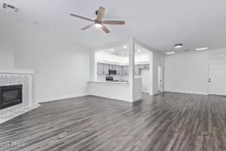 Photo #6: 6654788 Listing 