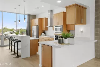 Photo #6: 6654911 Listing 