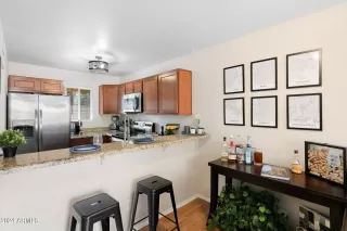 Photo #2: 6654916 Listing