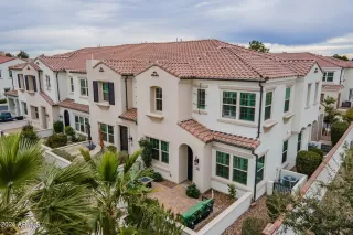 Photo #5: 6655027 Listing