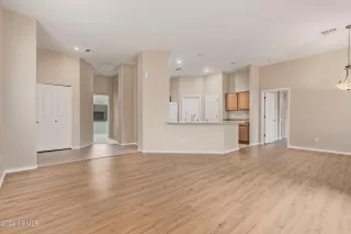 Photo #4: 6655300 Listing 