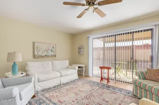 Photo #5: 6655705 Listing