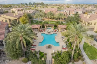 Photo #1: 6656023 Listing 