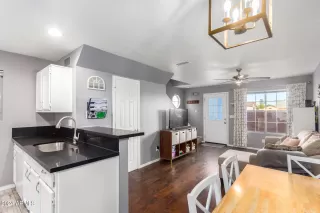 Photo #6: 6656118 Listing 