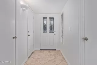 Photo #2: 6656157 Listing