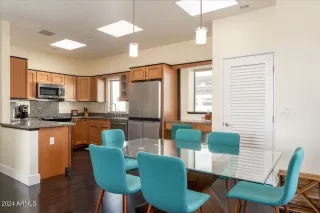 Photo #2: 6656227 Listing