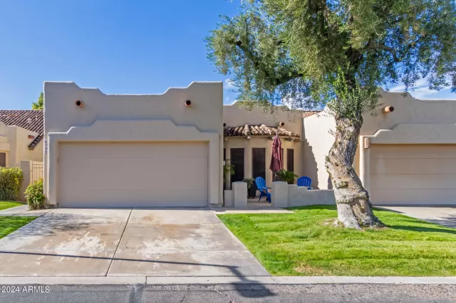 MLS: 6656357 Condo For Sale