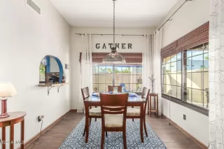 Photo #6: 6656357 Listing