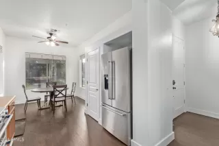 Photo #6: 6656396 Listing