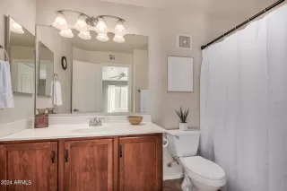 Photo #3: 6656408 Listing