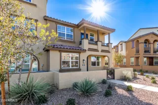 Photo #2: 6656715 Listing