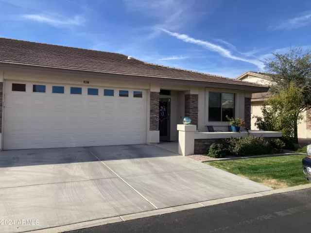 MLS: 6656926 Condo For Sale