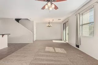 Photo #5: 6656988 Listing