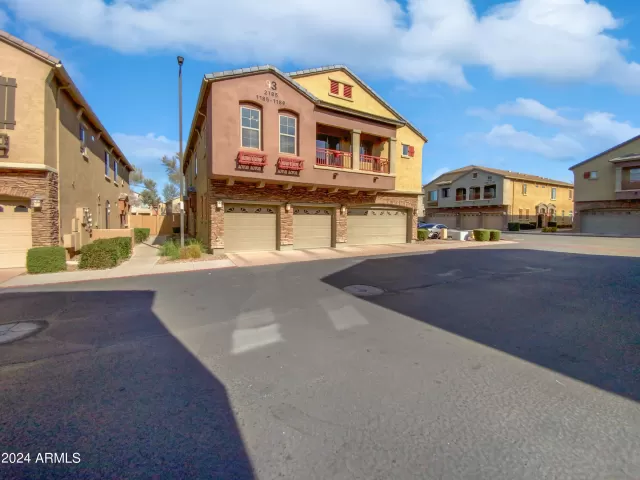 MLS: 6657074 Condo For Sale