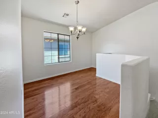 Photo #2: 6657074 Listing 