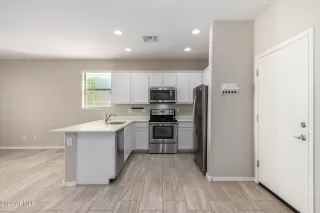 Photo #1: 6657294 Listing 