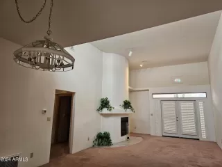 Photo #4: 6657731 Listing