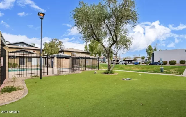 MLS: 6657754 Condo For Sale