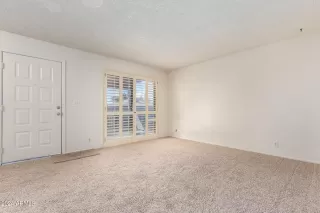 Photo #6: 6657754 Listing 