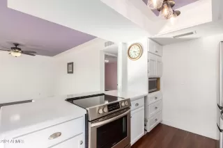 Photo #6: 6658140 Listing