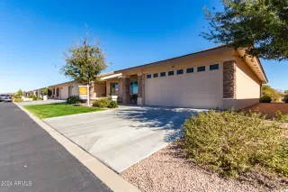 Photo #5: 6658155 Listing