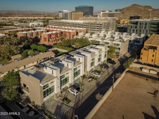 MLS: 6658514 Condo For Sale