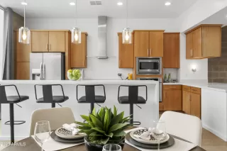 Photo #4: 6658514 Listing