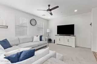 Photo #5: 6658817 Listing 