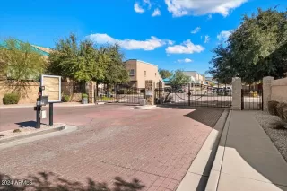 Photo #1: 6658889 Listing