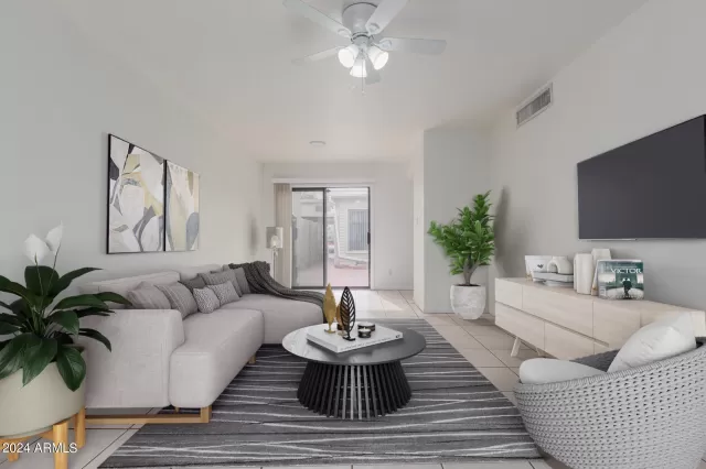 MLS: 6659035 Condo For Sale