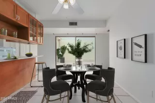 Photo #2: 6659035 Listing 