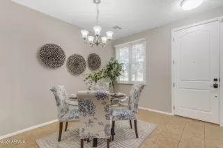 Photo #5: 6659102 Listing 