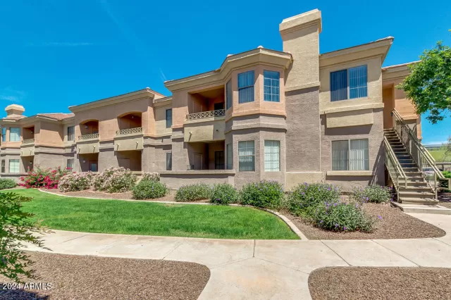 MLS: 6659237 Condo For Sale