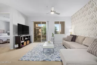 Photo #6: 6659251 Listing