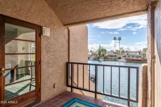 Photo #1: 6659260 Listing