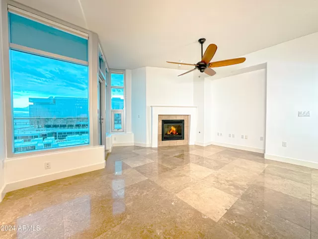 MLS: 6659376 Condo For Sale