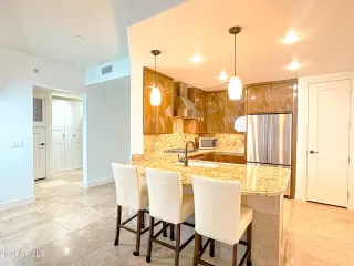 Photo #3: 6659376 Listing