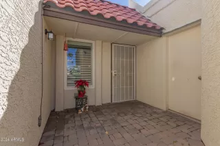 Photo #2: 6659386 Listing